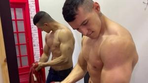 East Boys - Raw sex among muscled colombian amateur