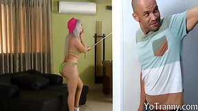 Selfie queen tgirl gets her butt fuck