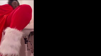 “Dear Santa…PLEASE CUM DOWN MY CHIMNEY TONIGHT”