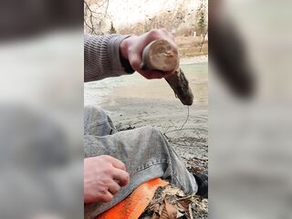 How to craft a sex-toy to please a hawt cutie in the woods - BUSHCRAFT TUTORIAL