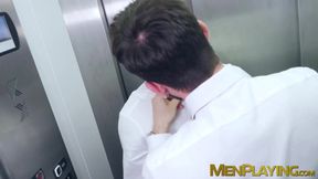 Sweaty fucking in the elevator by horny John Brachalli and Manuel Reyes