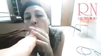 New dildo makes my pussy gush huge toy play alone latin sweetheart