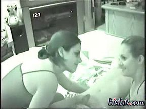 These girls teamed up