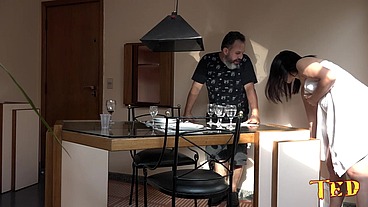 O diretor e o ator fodem atriz novata antes da gravação - Yasmin Rabetao - Higor Negrao