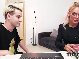 TUTOR4K. mother I'd like to fuck coach in nylons got so avid and then so slutty so this babe tried two ramrods at the same time