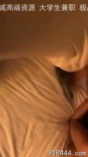 单男暴力打桩反差淫妻 Chinese homemade video