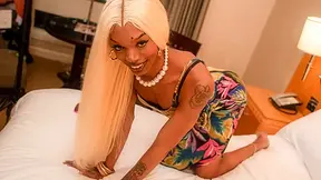 BLACK TGIRLS - Kiyae Makes Her Debut and She s Pure Fire