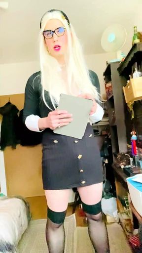 Anna Rios is big dick horny Office Bitch