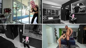 Hot - Tiny Robber Freya Von Doom Auf frischer Tat ertappt Von Jovan Jordan