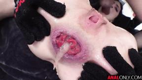 ”Extreme ass pumping with Lydia Black”