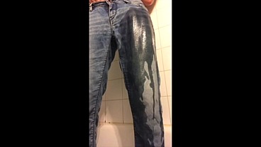 Fantasme interdit ...je souille mon jeans ! es-tu assez pervers pour acheter ...