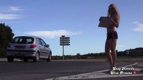 m exhibant nue en faisait de l autostop voici une nouvelle video d exhibition ...