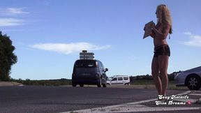 m exhibant nue en faisait de l autostop voici une nouvelle video d exhibition ...
