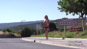 m exhibant nue en faisait de l autostop voici une nouvelle video d exhibition ...