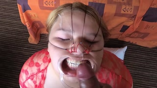 SEMEN EN LA CARA en ESCENA FACIAL BONDAGE