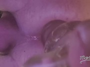 Scopato 2 volte, ma il mio culetto ha ancora voglia. Sborra cola dal mio buchetto e poi lo allargo.