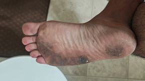 My Dirty Soles and Feet Close-Up Solo Foot Content