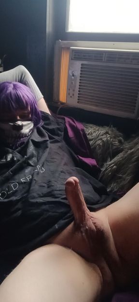 Jacking and cumming with Raven LeTrap