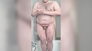 PHAT GERMAN TEENIE DOUCHE