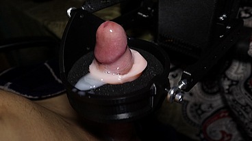 The robot drained my balls dry and produced a huge fountain of sperm!!!