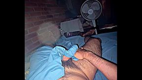 Buenos d&iacute_as a mi vergota peluda de chacal en la ma&ntilde_ana