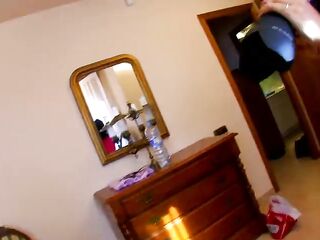 HOUSEWIFE - mother I'd like to fuck - wild AMATEUR hardcore