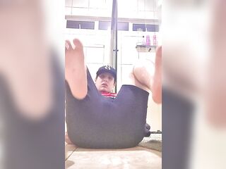 Flamenguista brincando sozinho com o cuzinho