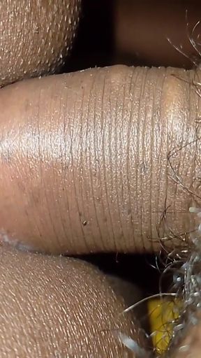 Today I was not entering my sister-in-law by putting her back, I was very upset, sister-in-law's ass is very tight.   Clip 1