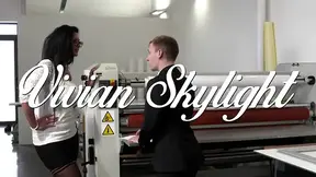 Sexy big ass MILF loves doggy fuck