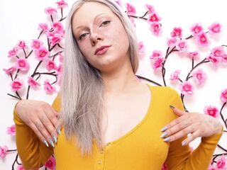 I Love It When U Look at Me - My Boobs Love to Tease!