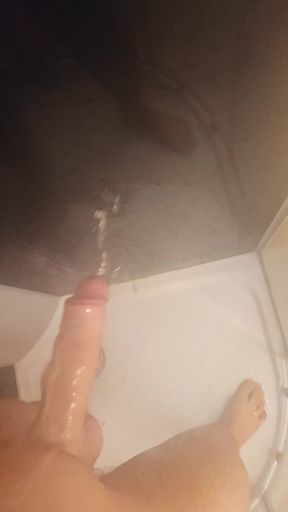 Morning bath masturbating while bathing big dick