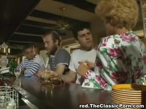 Sexy lady has a fuck in a bar