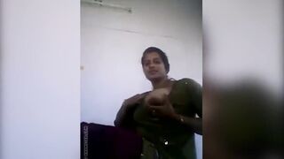 Mallu aunty Showing Titties to Nephew- Boy friend Affair