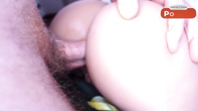 L'ho beccato a fottersi Britney Tantaly ed è diventato un trio