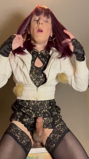 Jess Rides Dildo