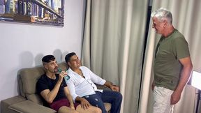 yuri gaucho - dotados enrabando o putao nerd - urso brasileiro metendo forte - walter guess e nerd lolzeiro