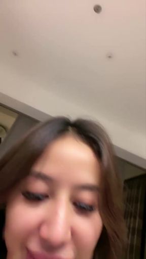 Hot pussy right here waiting for some black dick indo   Clip 2