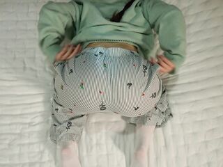 Stand Over Me and See Me Cum Repeatedly