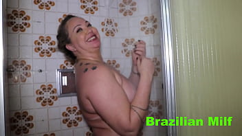 trair o meu marido corno com o chaveiro safado ele fodeu o meu cu com for&ccedil_a