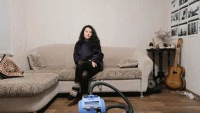 vacuuming female body mpg