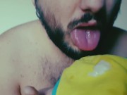 Mi sborro sulle mutande, come piace a te