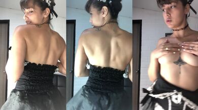 I get naughty and take out my tits