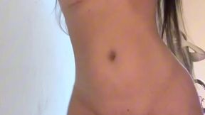 Toned Latina shows off stripper moves in a TikTok video