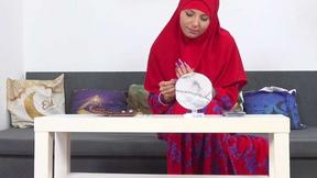 ”She wanted painted nails & he wanted her wet beaver”