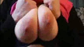 Amazingly busty mature housewife flaunts her jiggs on webcam