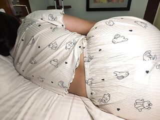 Stepmom will do everything to make me ejaculate in her booty