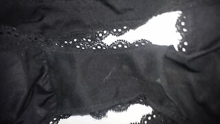 Cum on wifes panties