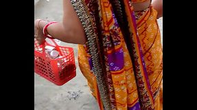 Hot ass in saree