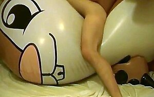 Giant inflatable toy humping cum
