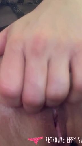 Vends-ta-culotte - Young and pretty French amateur girl undresses for you   Clip 1